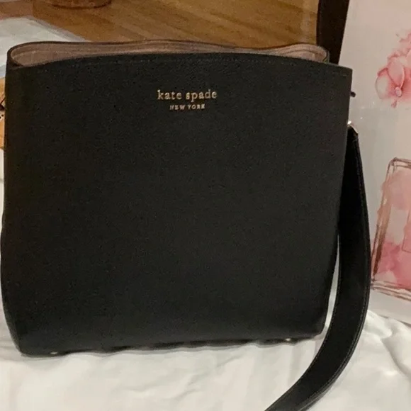 Kate Spade Black Shoulder Bag pebble leather.like new. this bag comes w! twilly - Picture 3 of 11